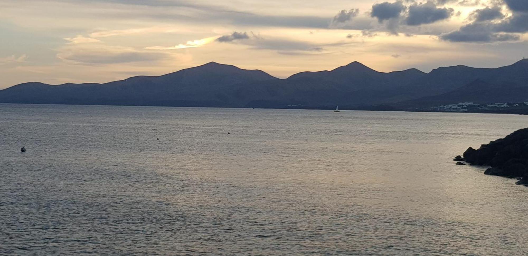 Apartamento Muy Cercano A Playas Y Pueblo Puerto Del Carmen Puerto del Carmen  Exteriör bild